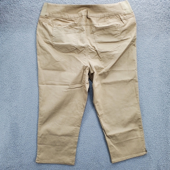 Woman Within Pull On Capri Pants Flex Waist Plus Size 20W Tan - Picture 5 of 9